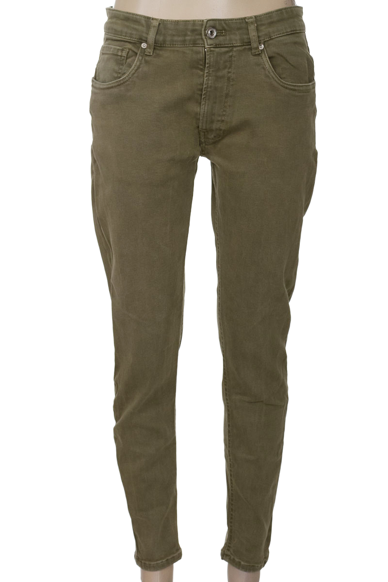 Pantalones color Verde - Zara