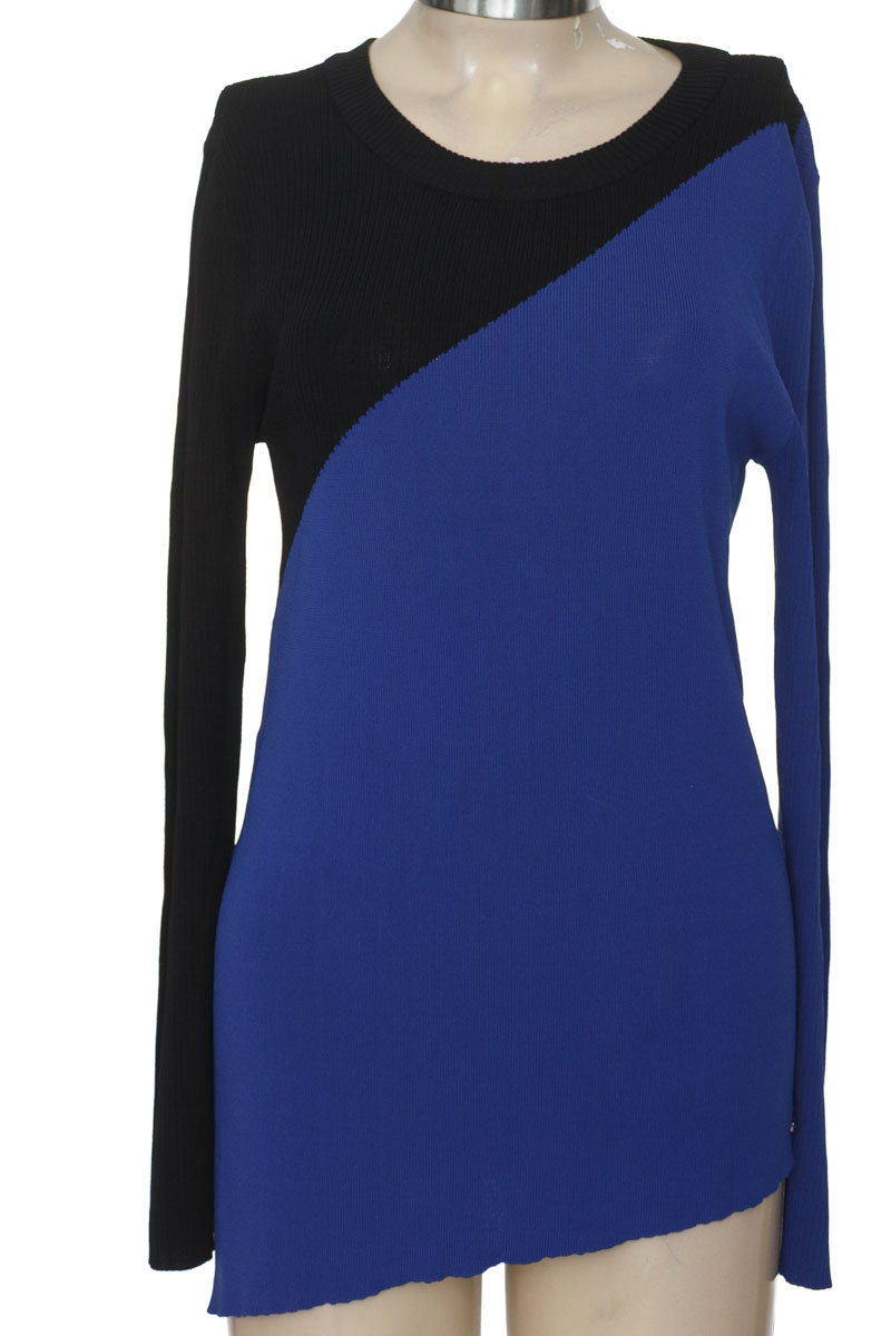 Sweater color Azul - DKNY