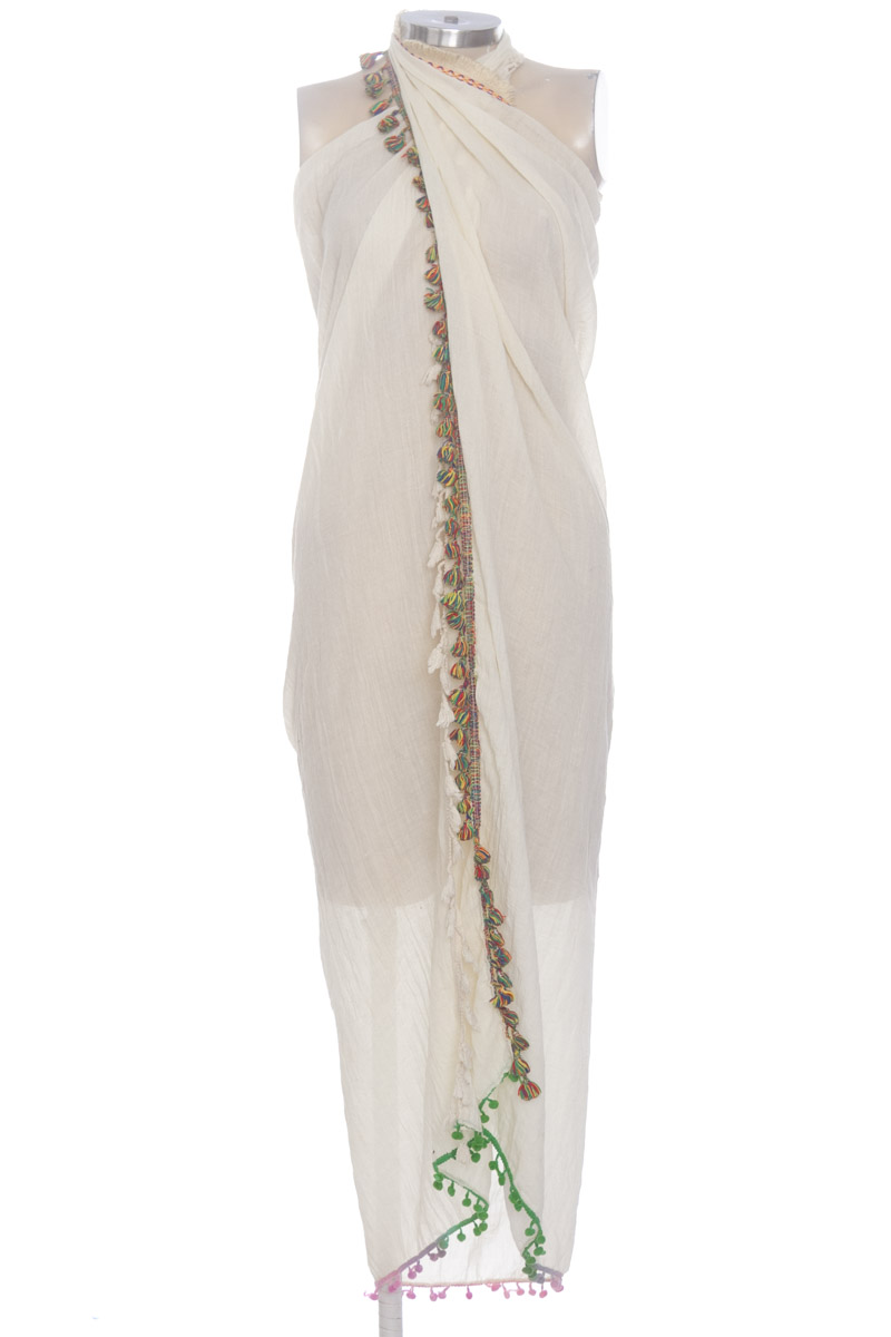 Ropa Deportiva / Salida de Baño color Beige - Closeando