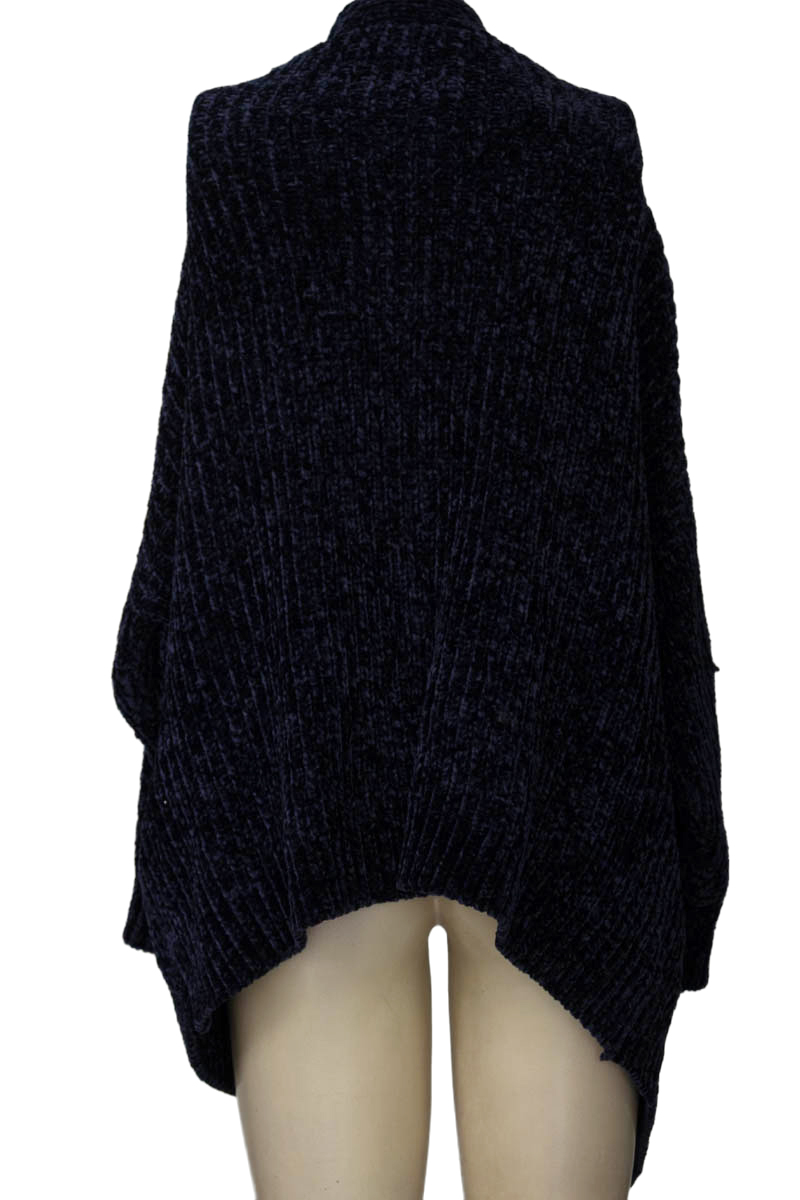 Sweater color Azul - Closeando