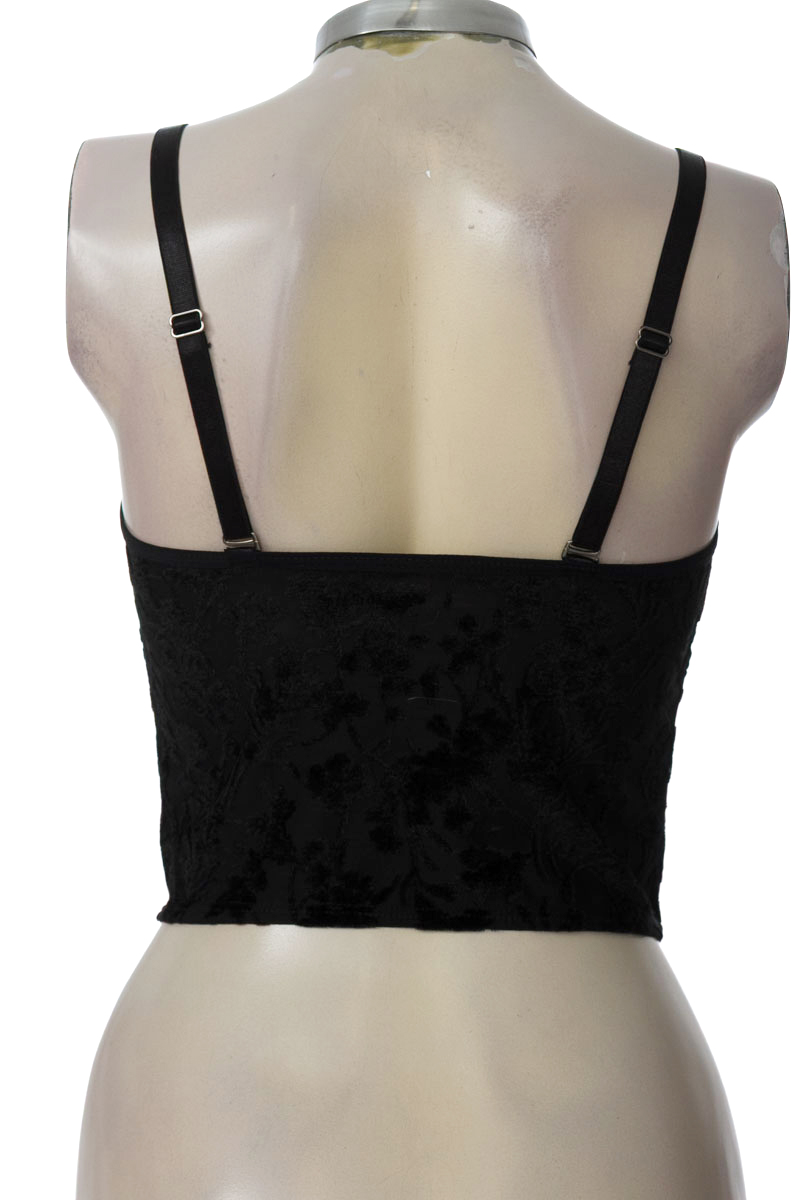 Top / Camiseta color Negro - Pacifika