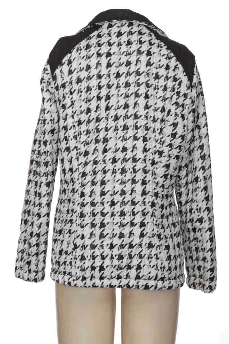 Chaqueta / Abrigo color Estampado - Punto Aparte