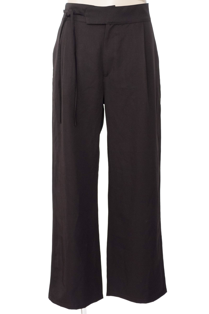 Pantalones color Negro - Closeando