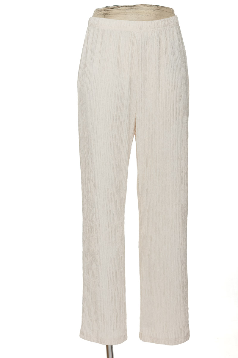 Pantalones color Beige - Closeando