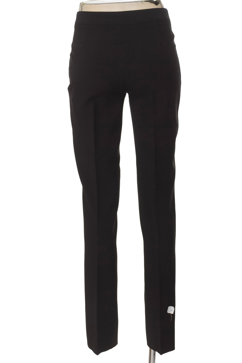Pantalones color Negro - Closeando