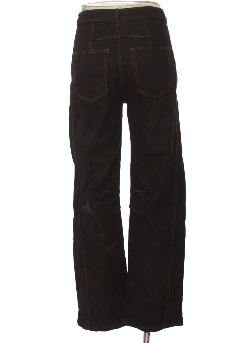 Pantalones color Negro - Lola
