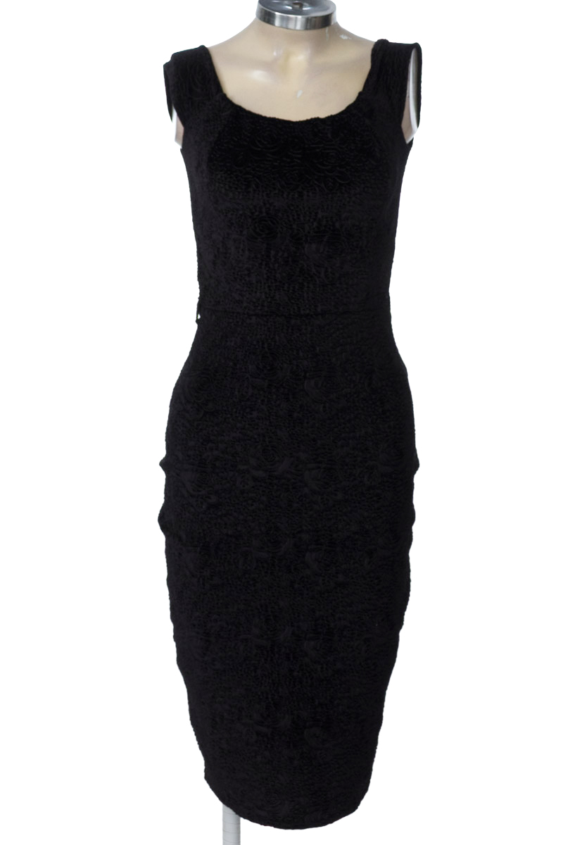 Vestido / Enterizo color Negro - Closeando