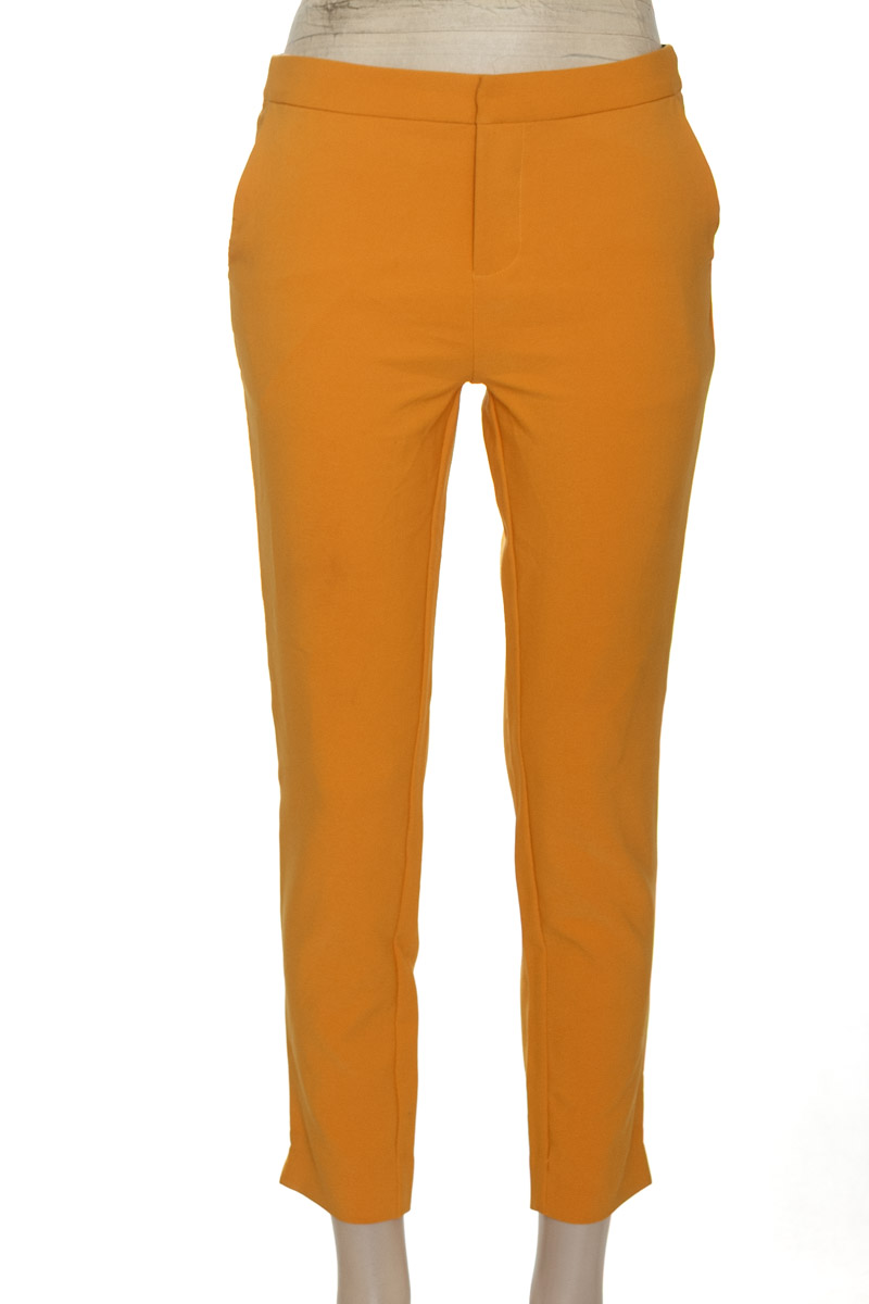 Pantalones color Mostaza - Arkitect