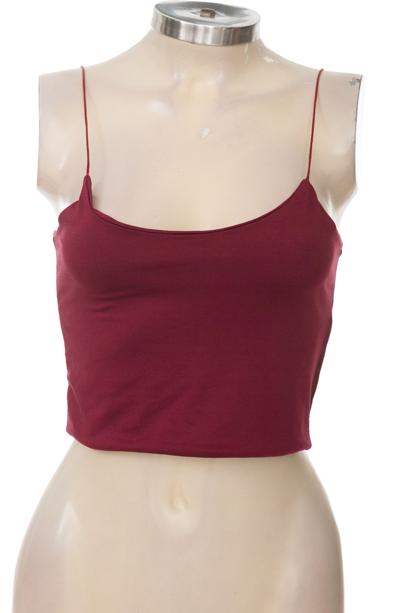 Top / Camiseta color Vinotinto - Closeando