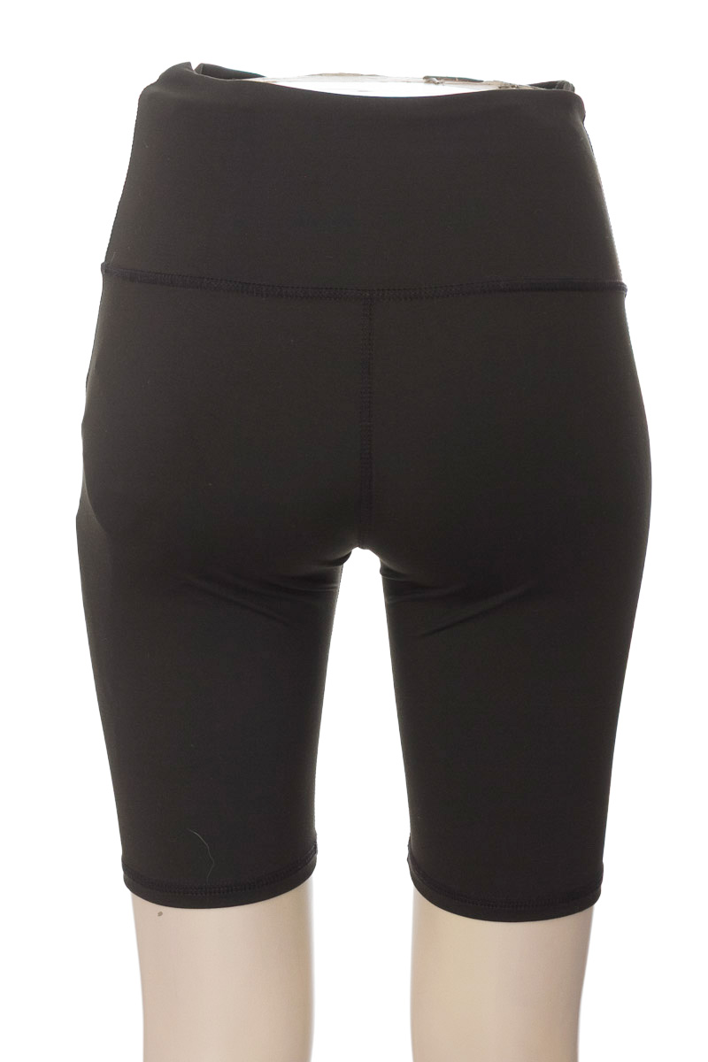 Ropa Deportiva / Salida de Baño color Negro - GreenFit