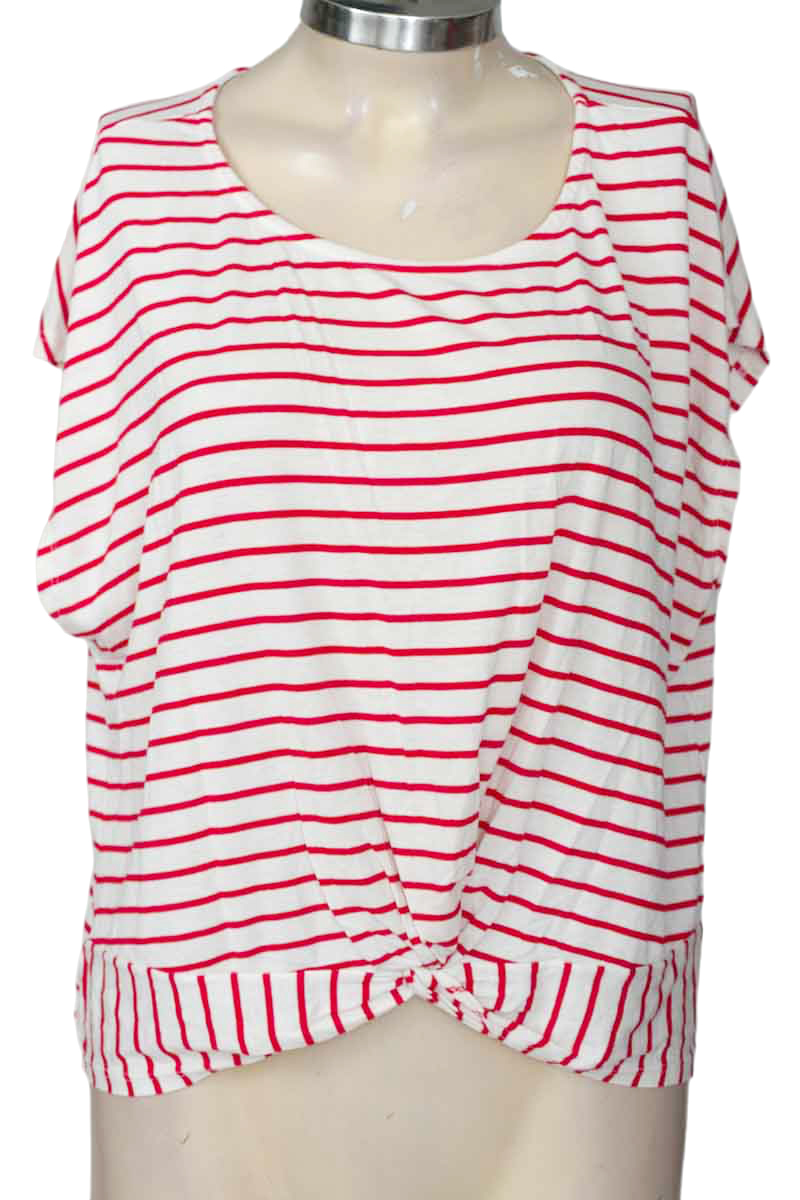 Top / Camiseta color Rojo - Leonisa