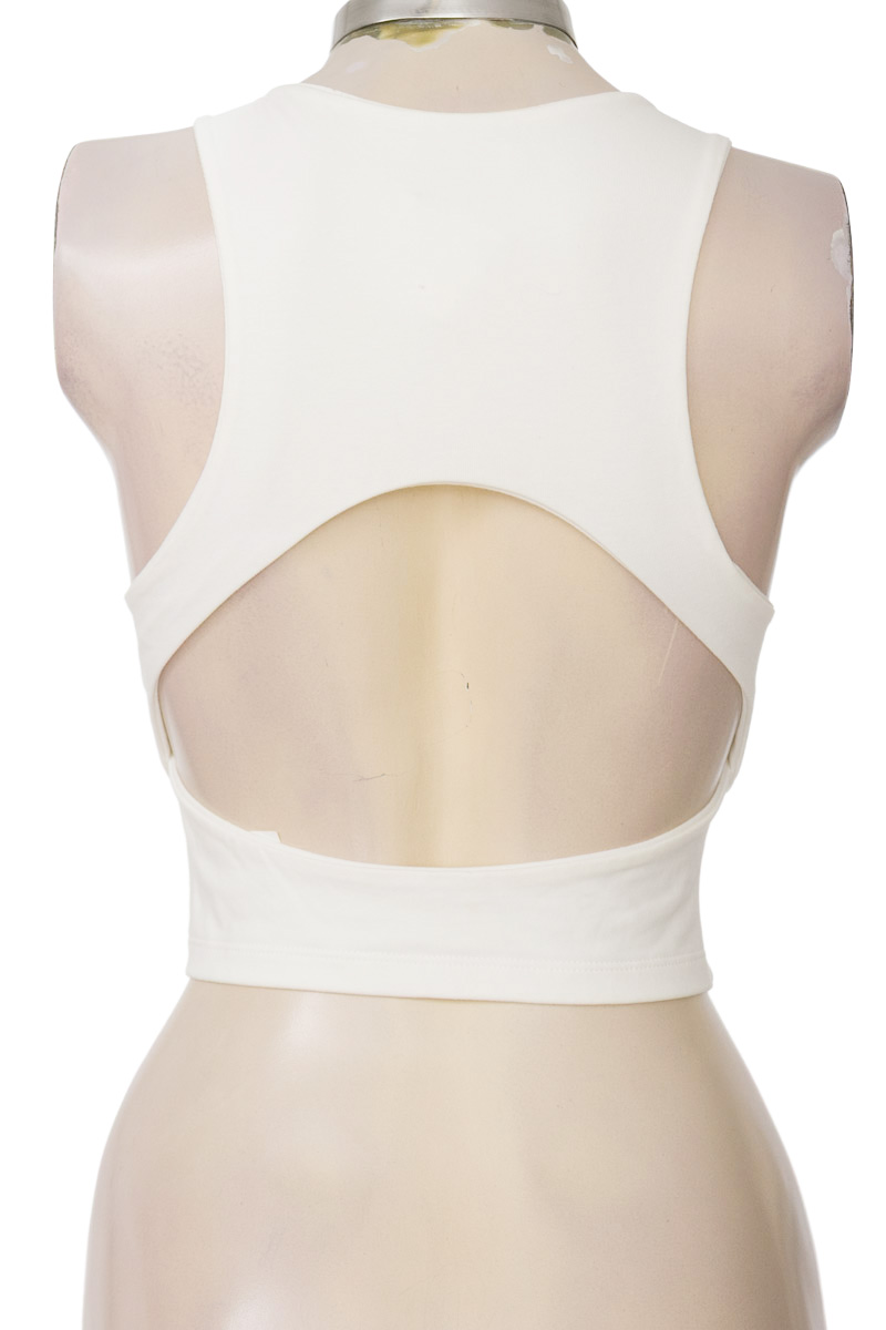 Top / Camiseta color Beige - MATTELSA