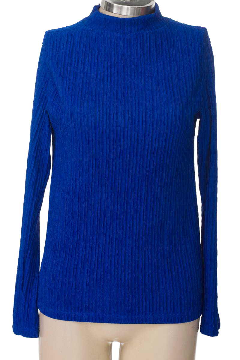 Sweater color Azul - Closeando