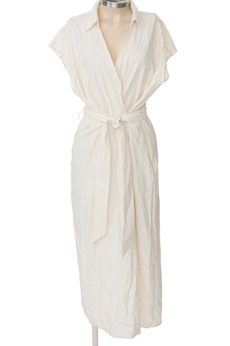 Vestido / Enterizo color Beige - MNG