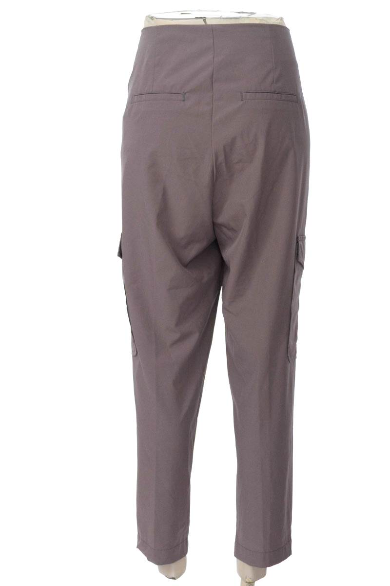 Pantalones color Gris - Punto Blanco