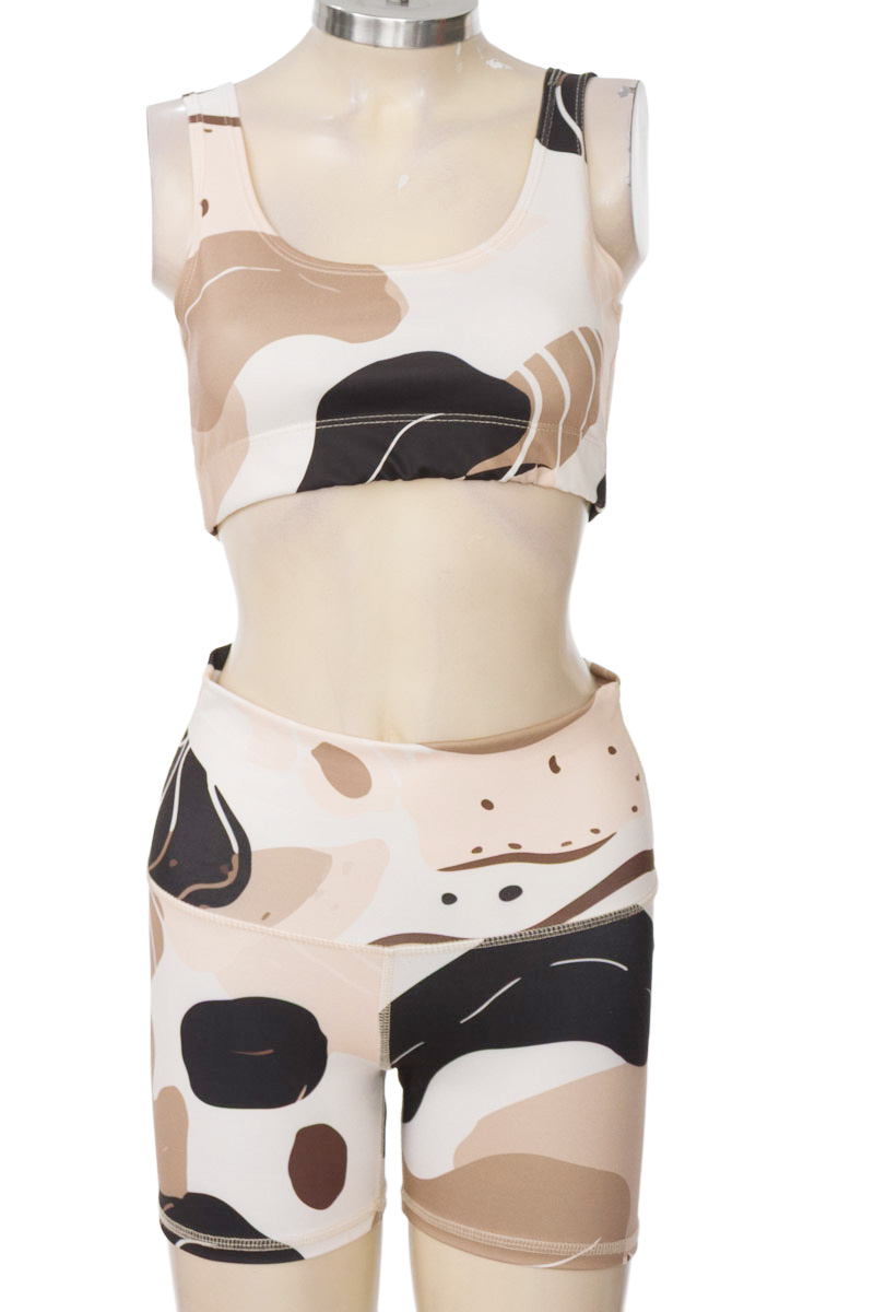 Ropa Deportiva / Salida de Baño color Beige - GreenFit