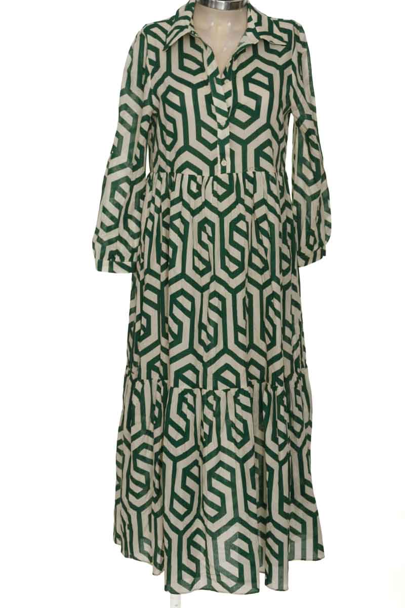Vestido / Enterizo color Verde - Zara
