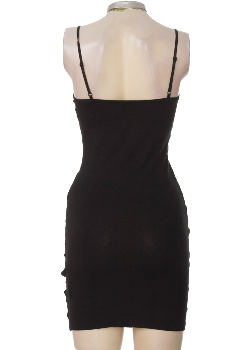 Vestido / Enterizo color Negro - CLOCKHOUSE