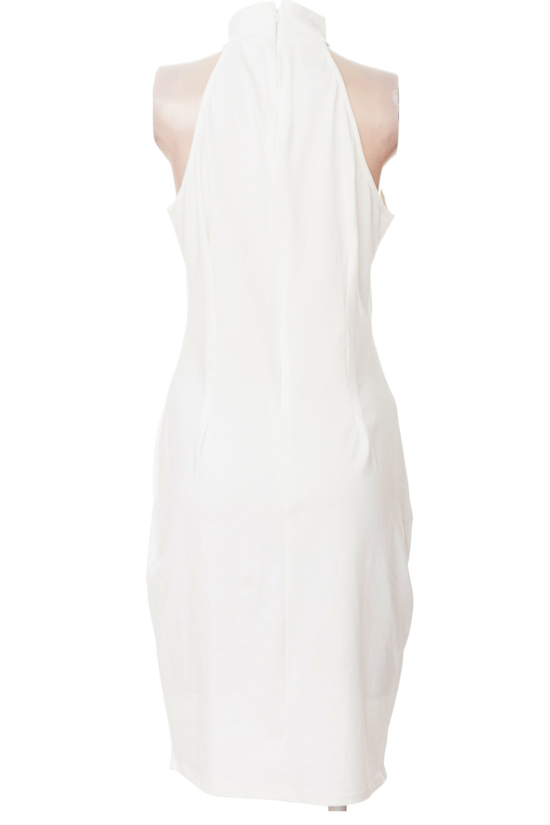 Vestido / Enterizo color Blanco - Closeando