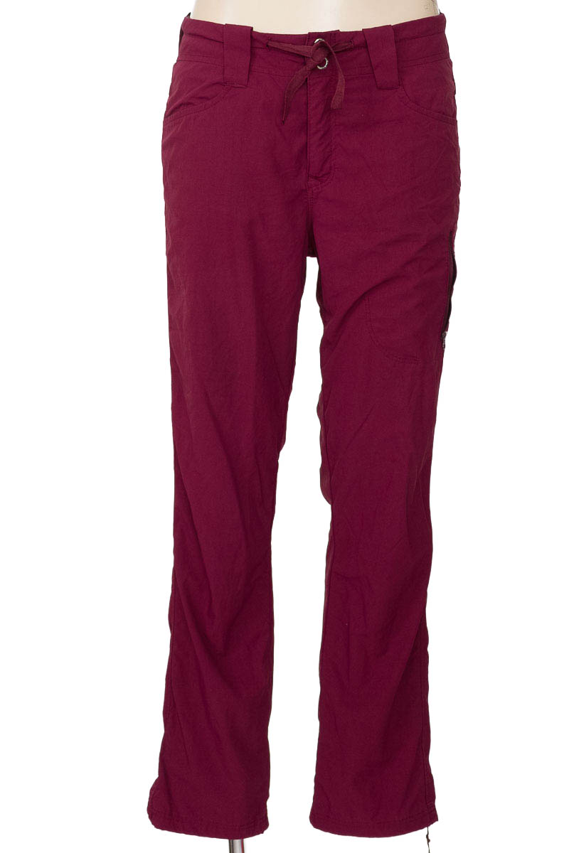 Ropa Deportiva / Salida de Baño color Vinotinto - MOUNTAIN GEAR