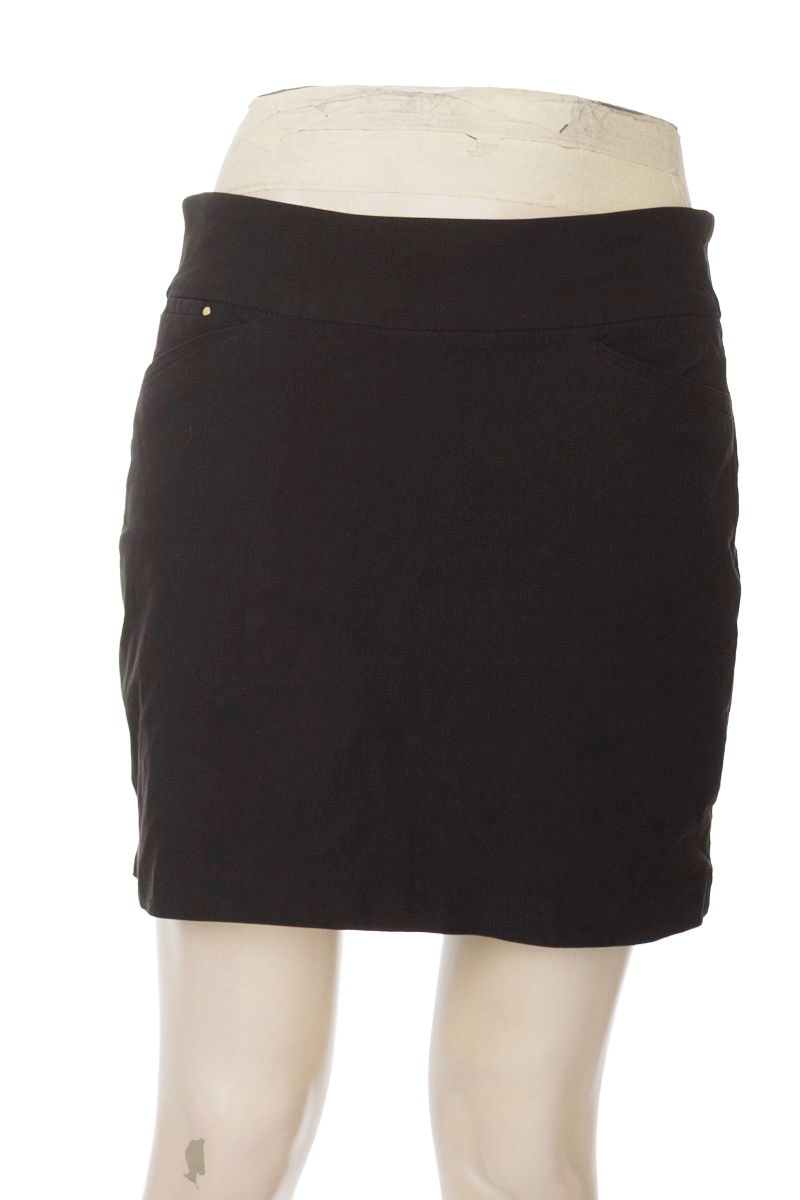 Falda color Negro - Attyre