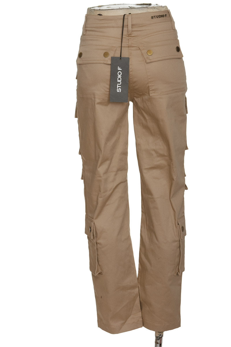 Pantalones color Beige - Studio F
