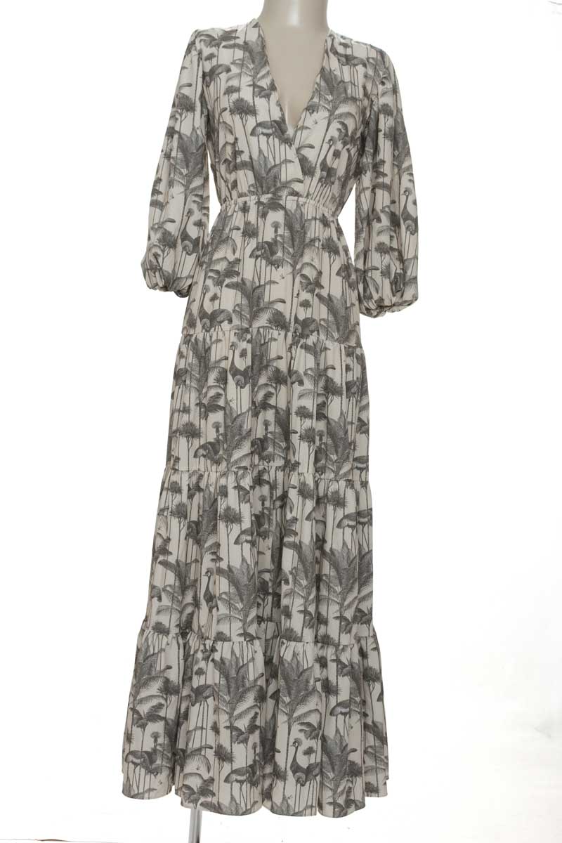 Vestido / Enterizo color Beige - Te quiero ver Churrisima Pepita Pérez