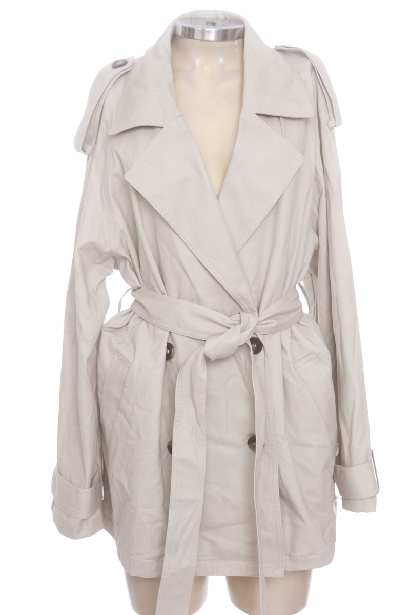 Chaqueta / Abrigo color Beige - Divided by H&M