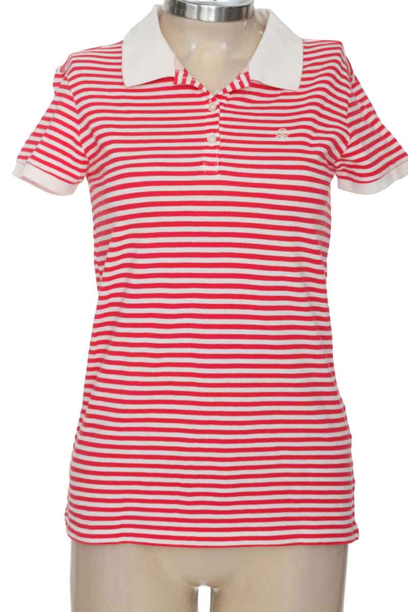 Top / Camiseta color Fucsia - United Colors of Benetton