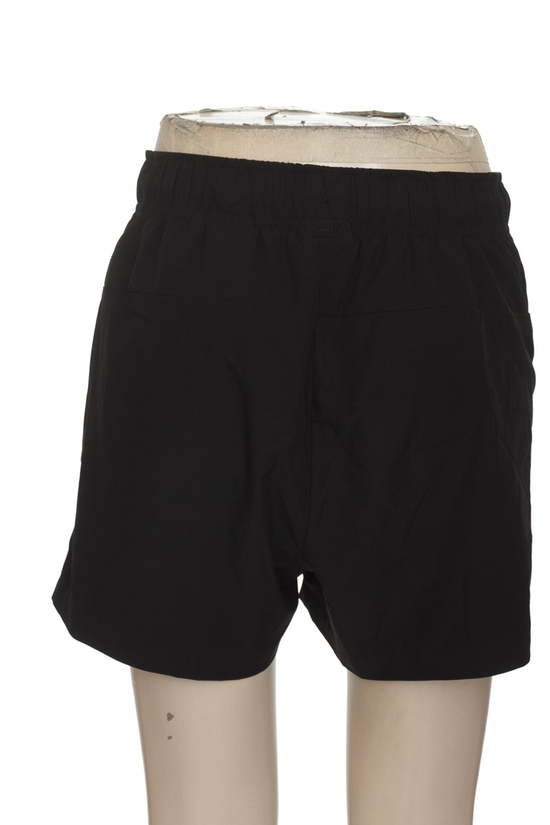 Ropa Deportiva / Salida de Baño color Negro - H&M