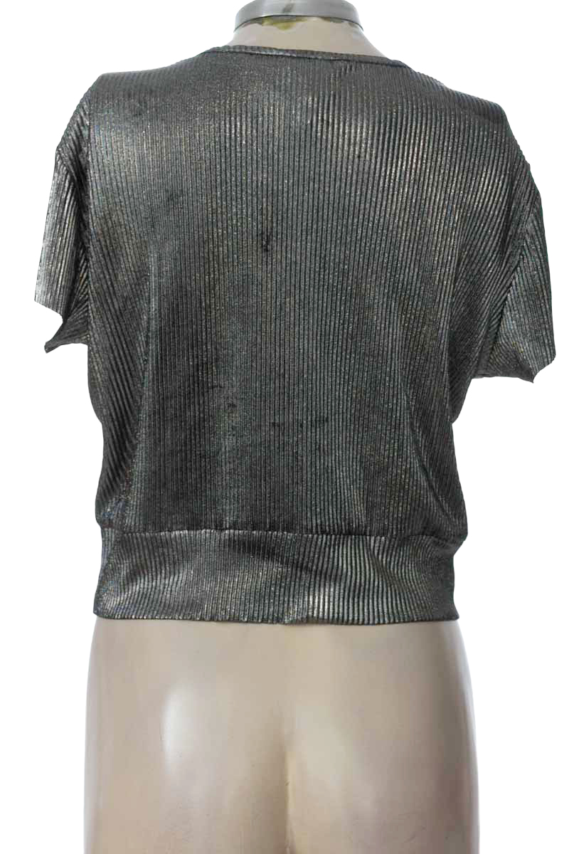 Blusa color Plateado - Gef