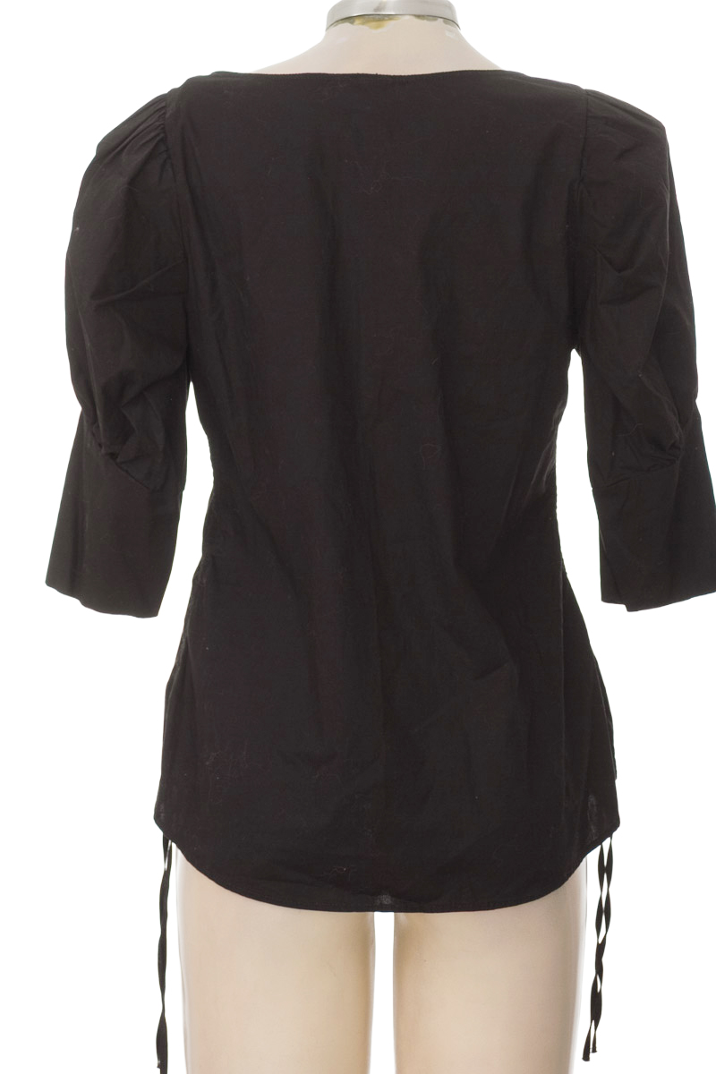 Blusa color Negro - Viviana de la Torre