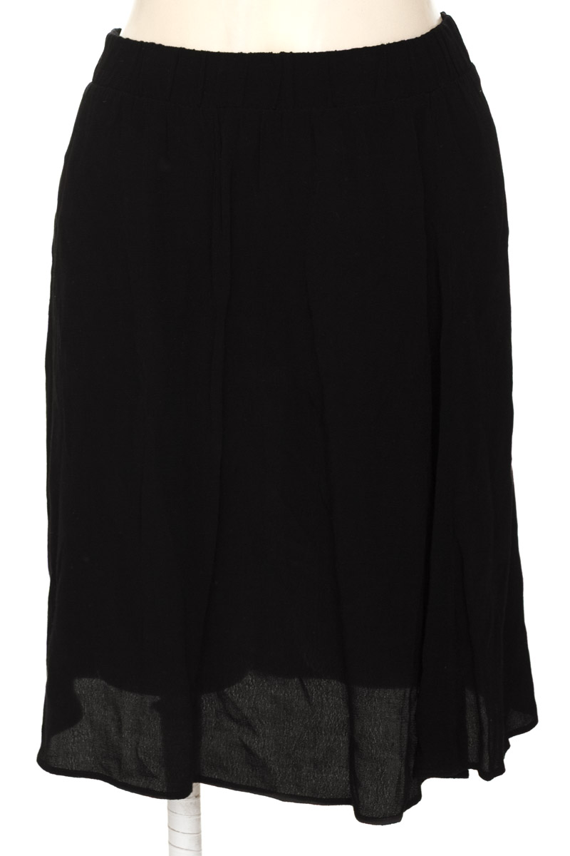 Falda color Negro - Closeando