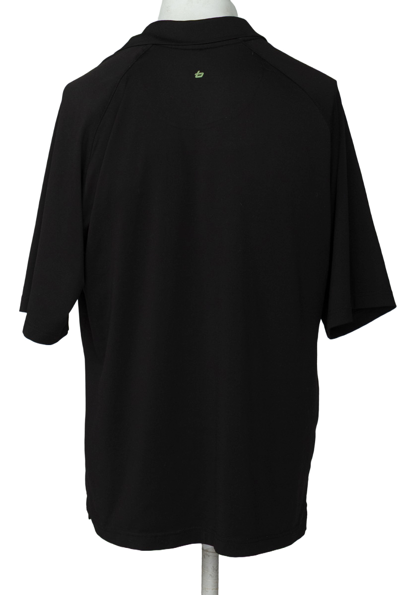 Polo color Negro - Closeando