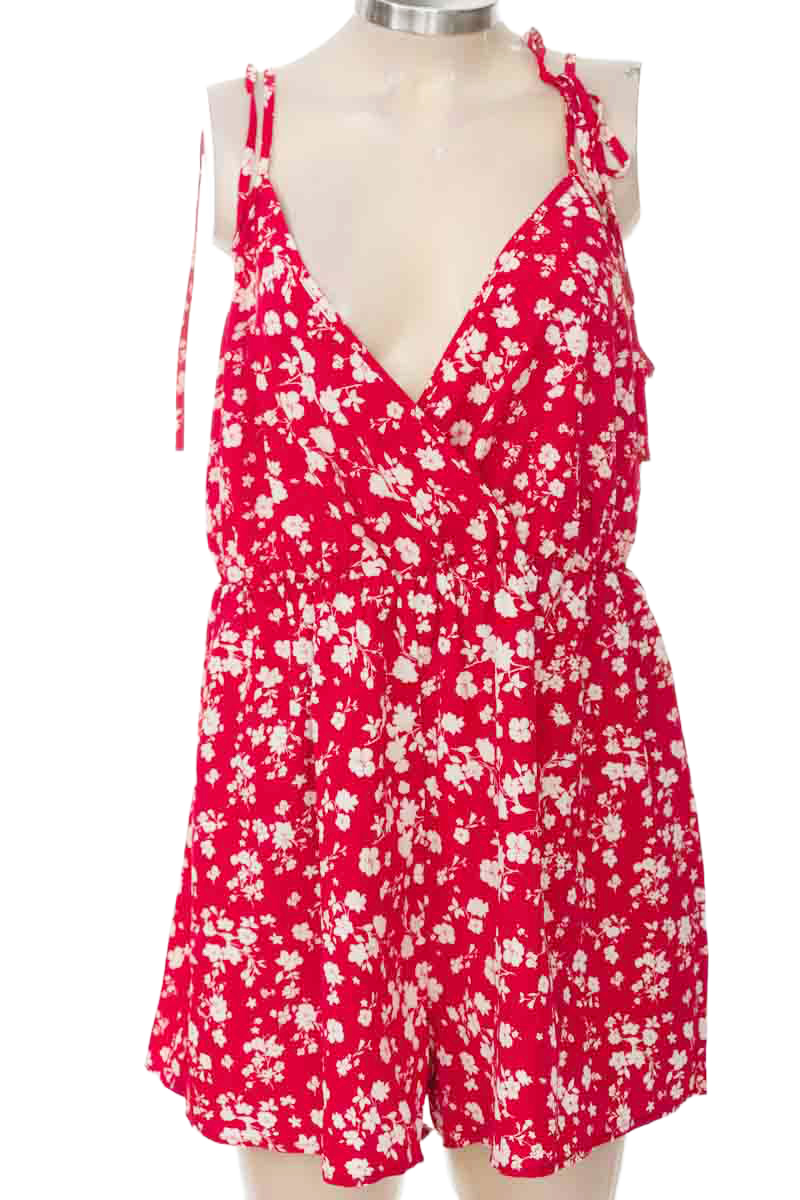 Top / Camiseta color Vinotinto - Shein