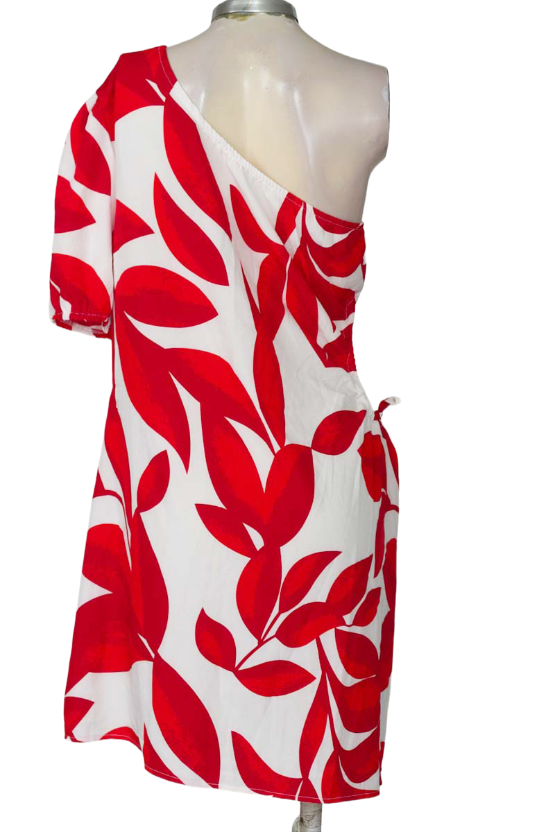 Vestido / Enterizo color Rojo - Closeando
