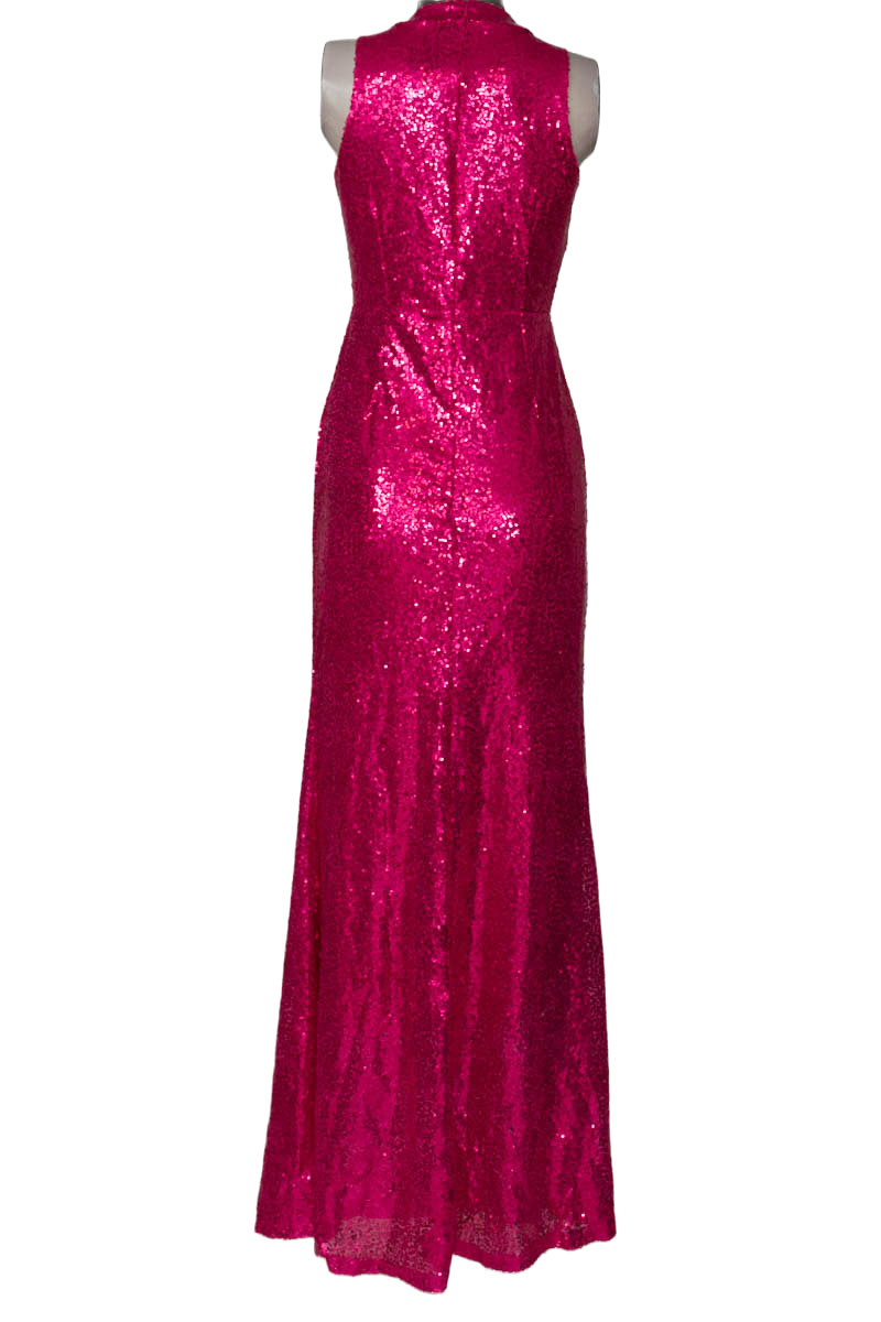 Vestido / Enterizo color Fucsia - Closeando