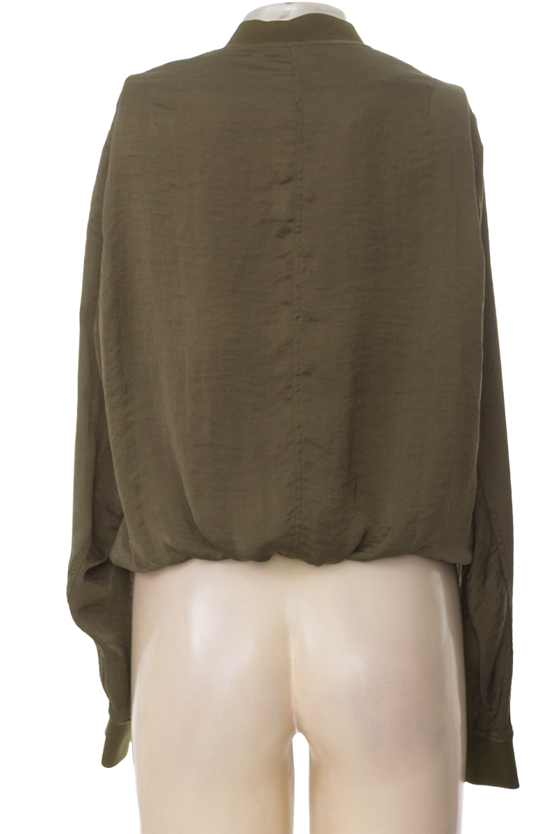 Chaqueta / Abrigo color Verde - Studio F