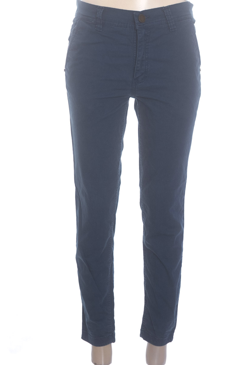 Pantalón color Azul - Closeando