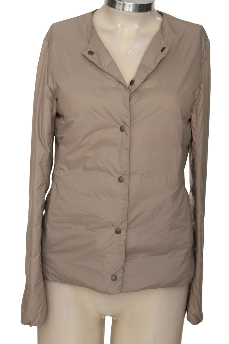 Chaqueta / Abrigo color Gris - Closeando
