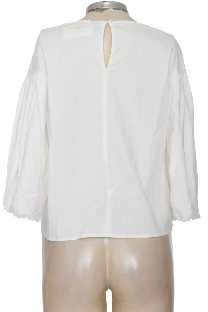 Blusa color Blanco - Closeando