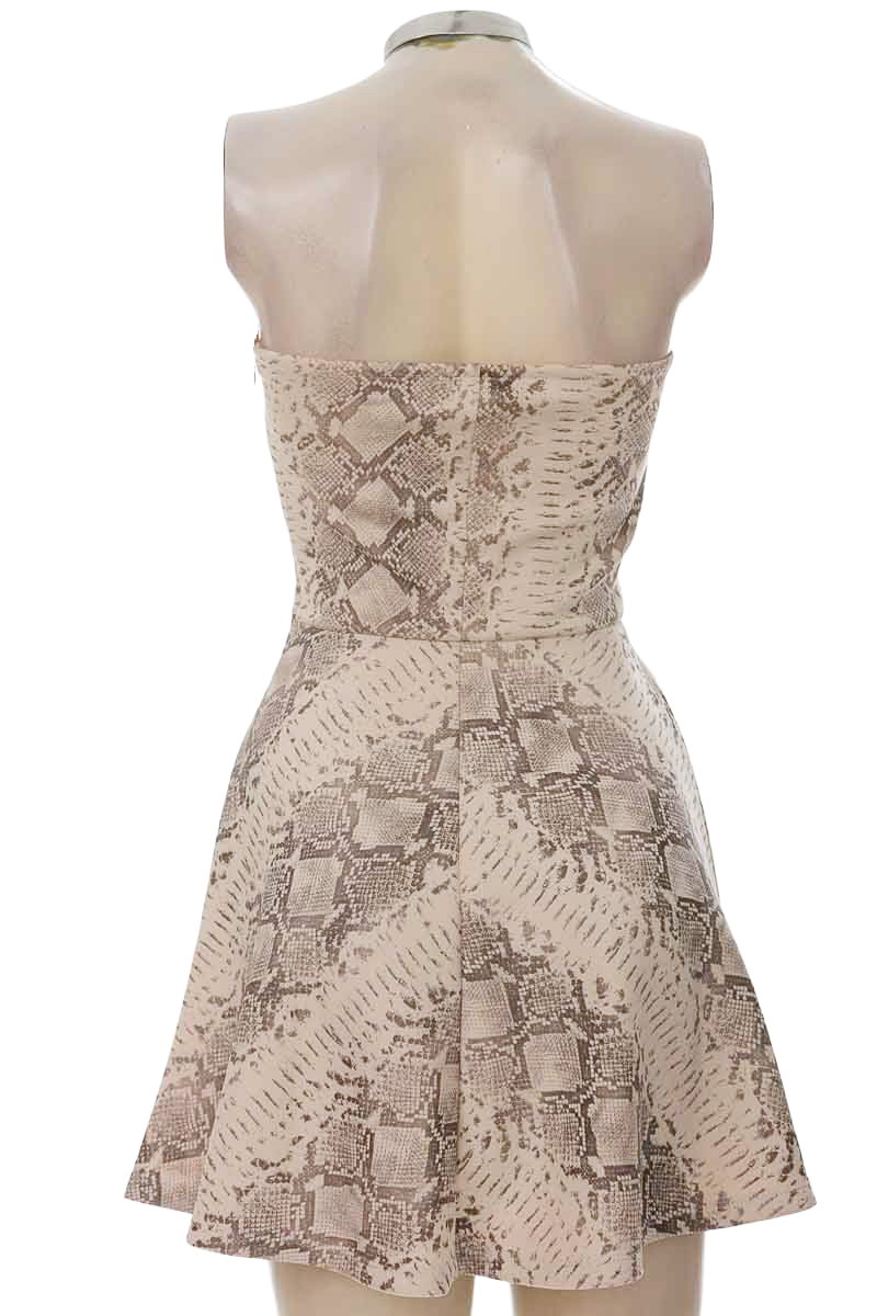 Vestido / Enterizo color Beige - ELA