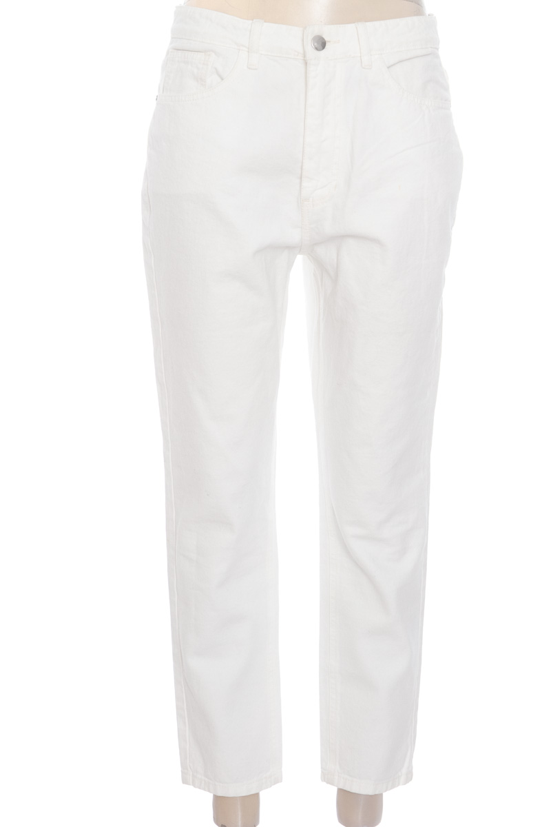 Pantalones color Blanco - Straik