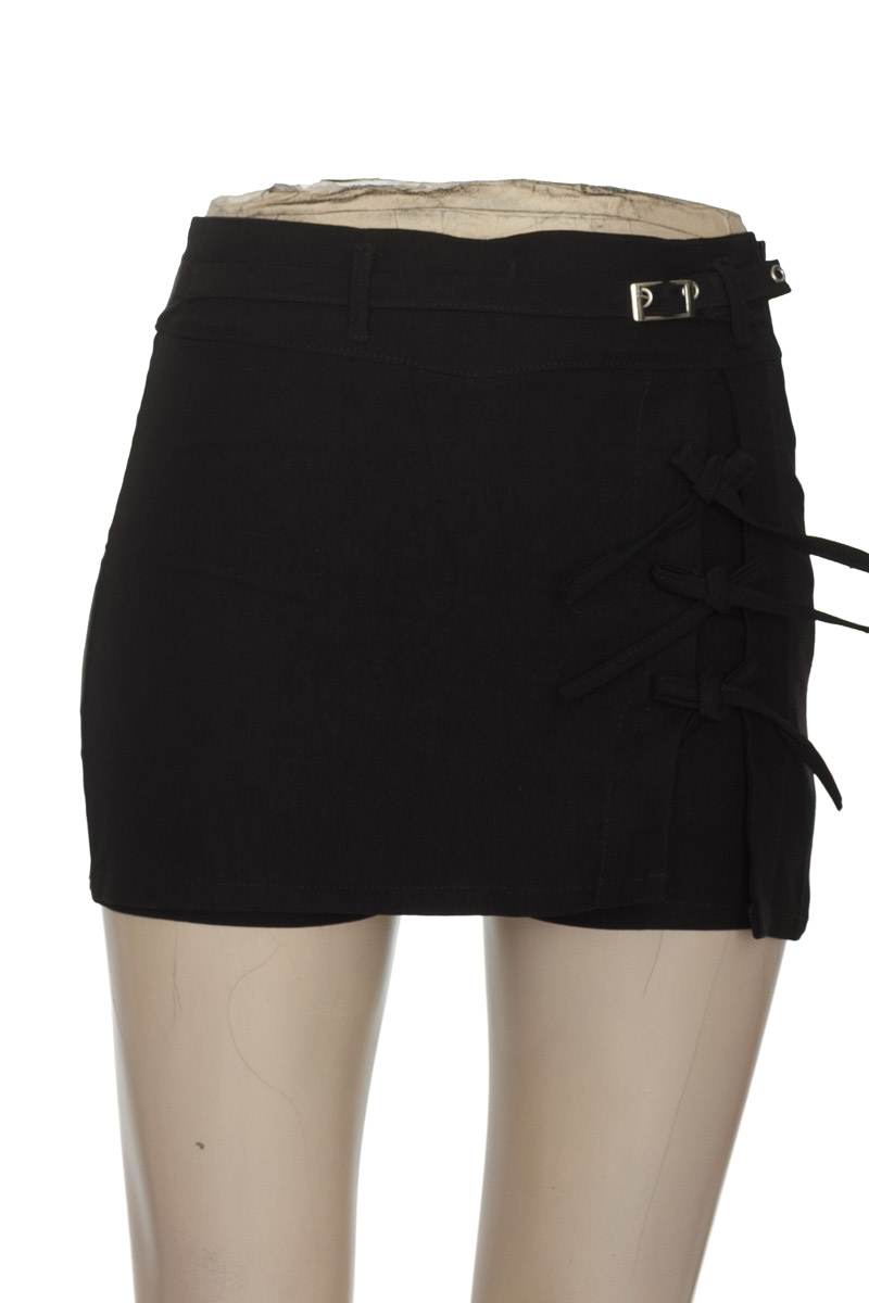 Falda color Negro - Closeando