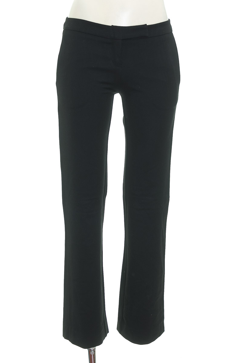 Pantalón color Negro - Studio F | Closeando ®