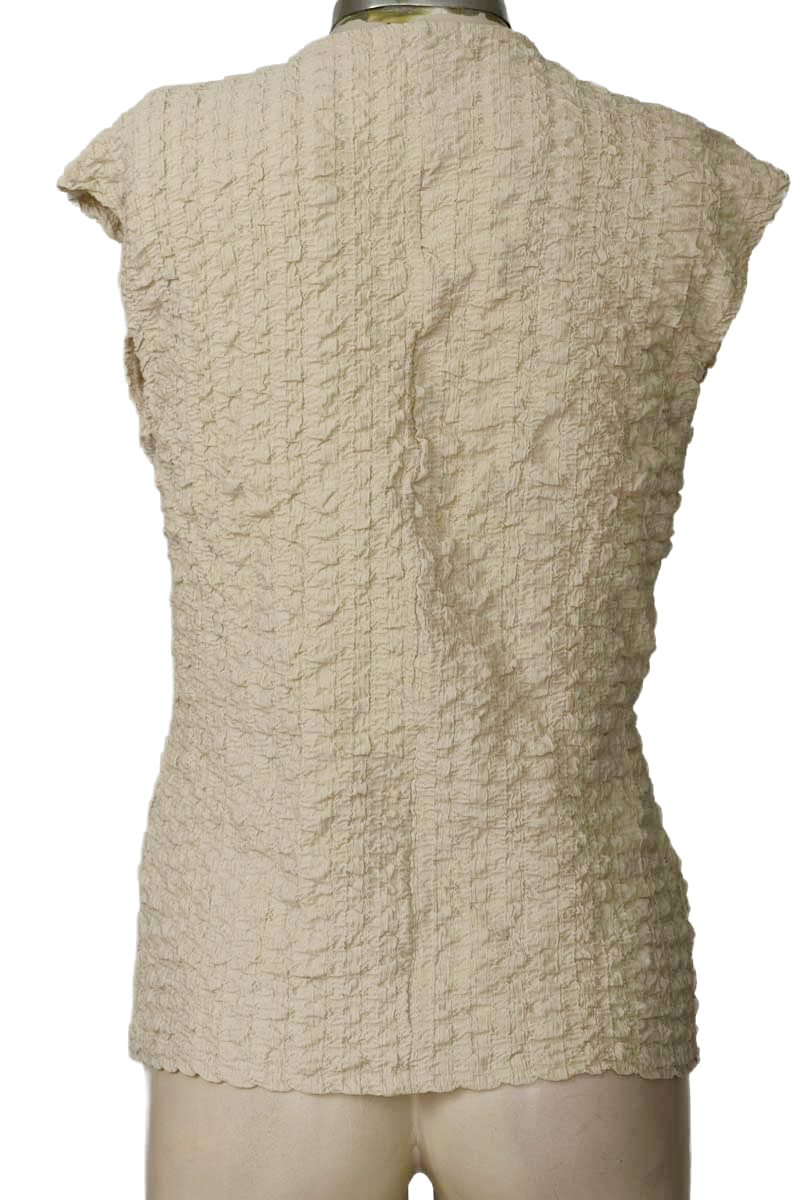 Top / Camiseta color Beige - PATPRIMO