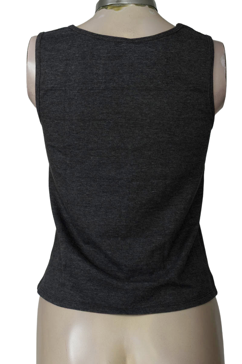 Top / Camiseta color Gris - Closeando