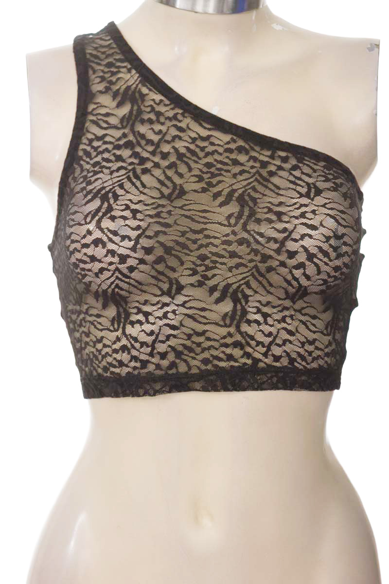 Top / Camiseta color Negro - TopMark