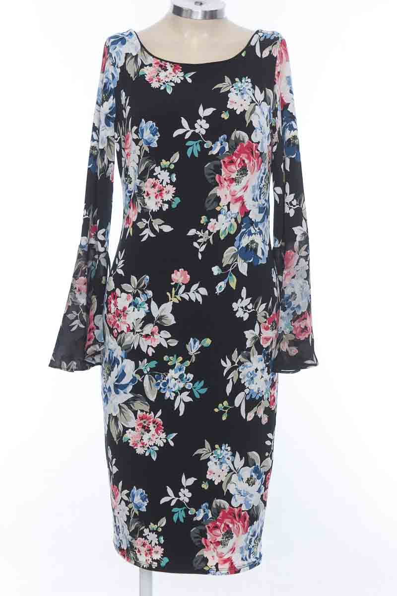 vestido-enterizo-color-negro-white-house-black-market-closeando