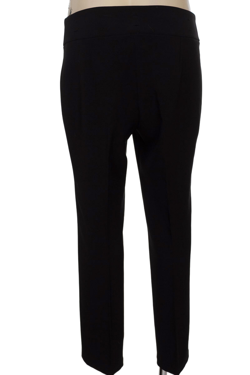 Pantalones color Negro - L&H